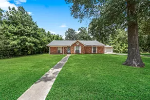 127 Oakwood Dr, Spring, TX 77386 - Photo 2