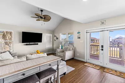 12922 Buccaneer Parkway, Freeport, TX 77541 - Photo 8