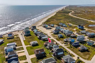 12922 Buccaneer Parkway, Freeport, TX 77541 - Photo 2