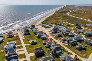 12922 Buccaneer Pkwy, Freeport, TX 77541 - Photo 2