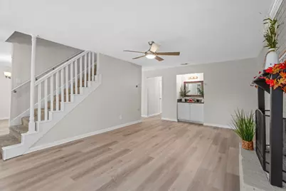 16015 Southampton Drive, Spring, TX 77379 - Photo 4