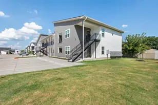 1326 Prairie Dr, Bryan, TX 77803 - Photo 6