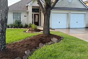 11831 Rainbow Bridge Ln, Humble, TX 77346 - Photo 2