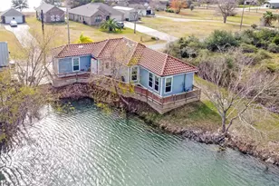 2734 Avenue D, Dickinson, TX 77539 - Photo 4