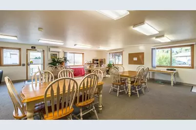 220 Holiday Ln, Other, OR 97540 - Photo 6