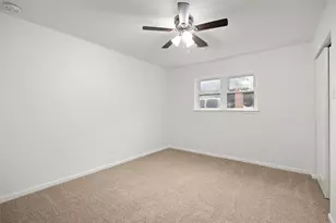 1911 Acacia St, League City, TX 77573 - Photo 32