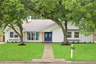 1911 Acacia St, League City, TX 77573 - Photo 1