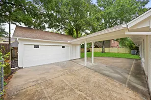 1911 Acacia St, League City, TX 77573 - Photo 34