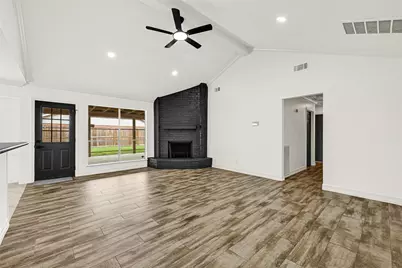 4102 Townes Forest Road, Friendswood, TX 77546 - Photo 2