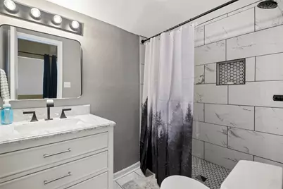 162 April Point Drive S, Conroe, TX 77356 - Photo 16