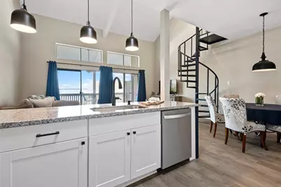 162 April Point Drive S, Conroe, TX 77356 - Photo 10