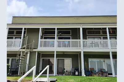 162 April Point Drive S, Conroe, TX 77356 - Photo 20