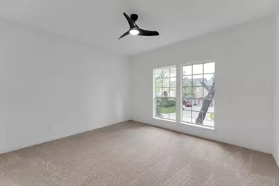 30 E Wedgemere Circle, The Woodlands, TX 77381 - Photo 18