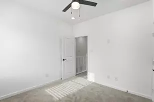 864 Rachel St, Houston, TX 77091 - Photo 32