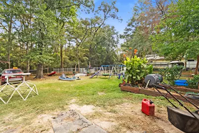 11941 W Hollyhill Drive, Plantersville, TX 77363 - Photo 28