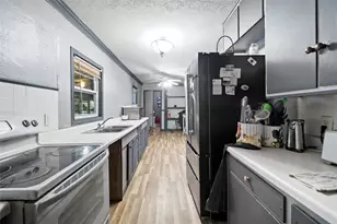 11941 W Hollyhill Dr, Plantersville, TX 77363 - Photo 10