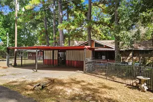 11941 W Hollyhill Dr, Plantersville, TX 77363 - Photo 30