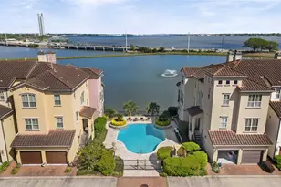 37 Armand Shore Dr, Pasadena, TX 77058 - Photo 1