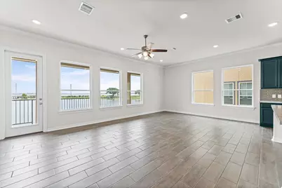 37 Armand Shore Drive, Pasadena, TX 77058 - Photo 10