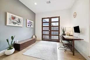 823 Aurora St, Houston, TX 77009 - Photo 2