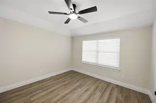 5702 Old Lodge Dr, Houston, TX 77066 - Photo 18