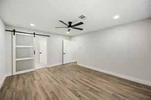 5702 Old Lodge Dr, Houston, TX 77066 - Photo 14