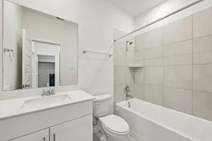 6323 Sapphire Ocean Dr, Houston, TX 77092 - Photo 18