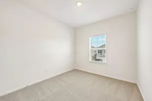 6323 Sapphire Ocean Dr, Houston, TX 77092 - Photo 4