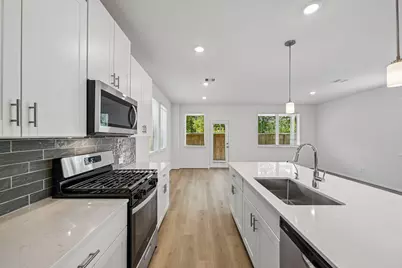 6323 Sapphire Ocean Drive, Houston, TX 77092 - Photo 16