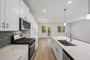6323 Sapphire Ocean Dr, Houston, TX 77092 - Photo 16