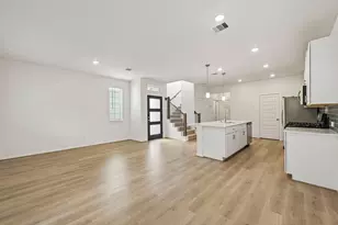 6323 Sapphire Ocean Dr, Houston, TX 77092 - Photo 8