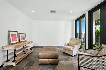 2019 McClendon Street, Houston, TX 77030 - Photo 8