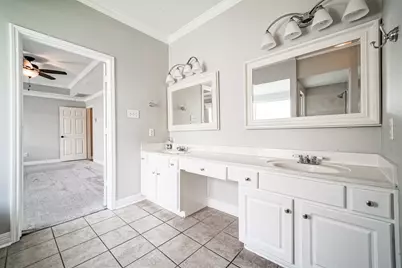 1523 Crescent Shores Lane, Pasadena, TX 77586 - Photo 20