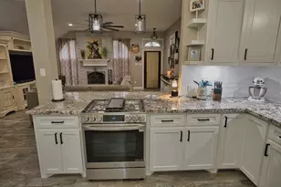 213 Trail Ride Rd, Angleton, TX 77515 - Photo 10