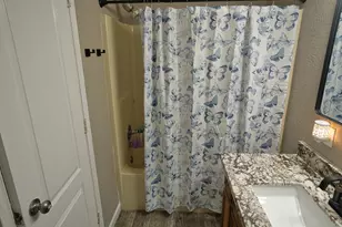 213 Trail Ride Rd, Angleton, TX 77515 - Photo 18