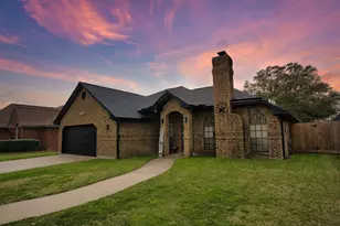 213 Trail Ride Rd, Angleton, TX 77515 - Photo 1