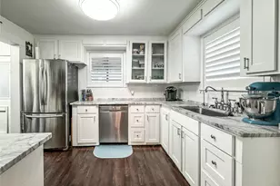 602 W Buck St, Caldwell, TX 77836 - Photo 4