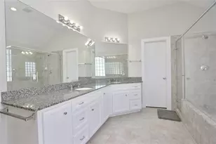 3614 Main Plaza Dr, Houston, TX 77025 - Photo 10