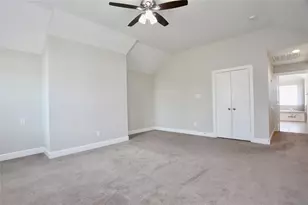 3614 Main Plaza Dr, Houston, TX 77025 - Photo 8