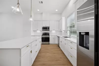 835 Rachel Street #B, Houston, TX 77091 - Photo 2