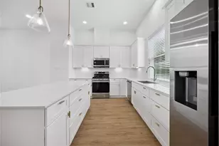 835 Rachel St, Houston, TX 77091 - Photo 2