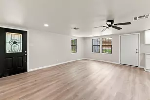 16868 Stinson Ln, Montgomery, TX 77316 - Photo 6