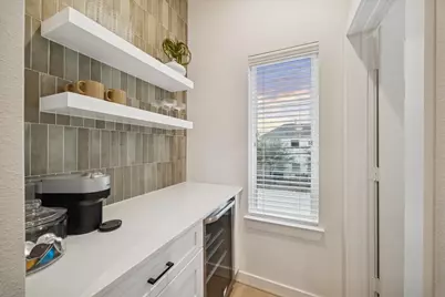 811 Thornton Road #E, Houston, TX 77018 - Photo 10