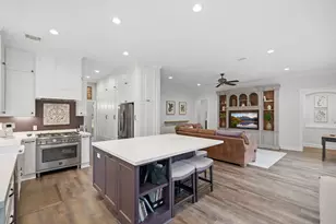 103 Quiet Oak Cir, The Woodlands, TX 77381 - Photo 16