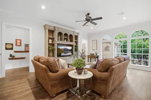 103 Quiet Oak Cir, The Woodlands, TX 77381 - Photo 10
