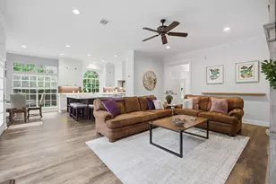 103 Quiet Oak Cir, The Woodlands, TX 77381 - Photo 12