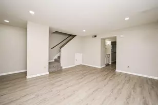 3901 Woodchase Dr, Houston, TX 77042 - Photo 10