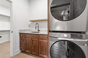 533 Candlelight Ln, Livingston, TX 77351 - Photo 18