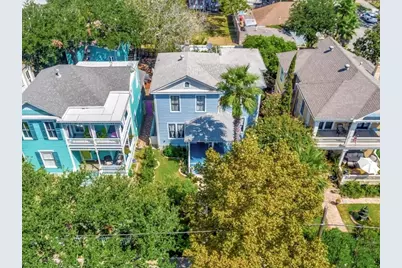2608 Ursuline Street, Galveston, TX 77550 - Photo 2