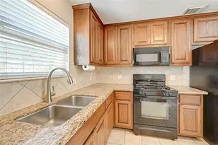 3508 Garrow St, Houston, TX 77003 - Photo 6